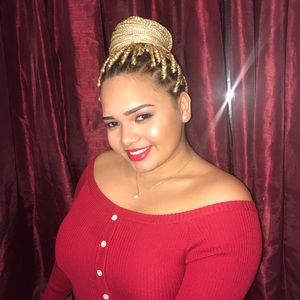 Meet your Posher, Julia